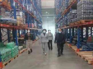 市商务局局长郑璐带队调研一峰智慧冷链产业园